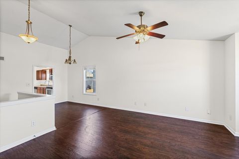 Tiny photo for 1304 Ogelthorpe Avenue, Urbana, IL 61802 (MLS # 12578566)