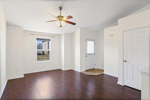 Tiny photo for 1304 Ogelthorpe Avenue, Urbana, IL 61802 (MLS # 12578566)