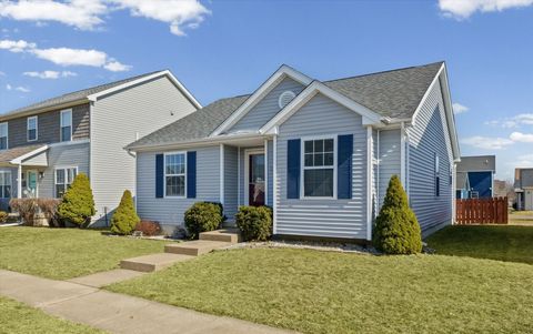 Tiny photo for 1304 Ogelthorpe Avenue, Urbana, IL 61802 (MLS # 12578566)