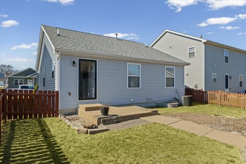 Tiny photo for 1304 Ogelthorpe Avenue, Urbana, IL 61802 (MLS # 12578566)