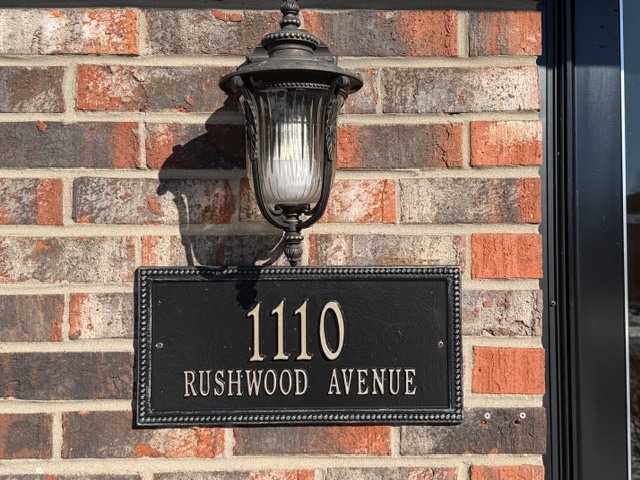 1110 Rushwood Avenue