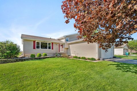 Photo of 2062 W Garden Drive, Kankakee, IL 60901 (MLS # 12630625)