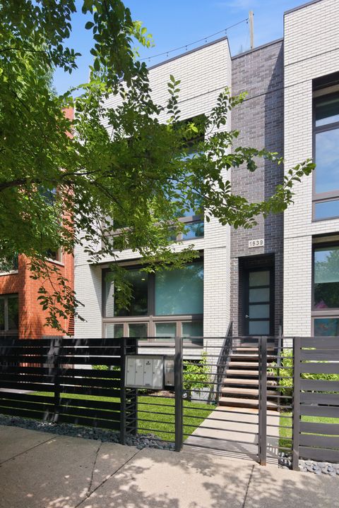 Photo of 1639 N Artesian Avenue #2N, Chicago, IL 60647 (MLS # 12657858)