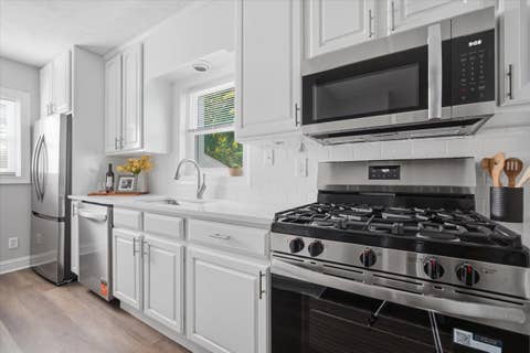 Tiny photo for 1005 N Western Avenue, Bloomington, IL 61701 (MLS # 12737493)