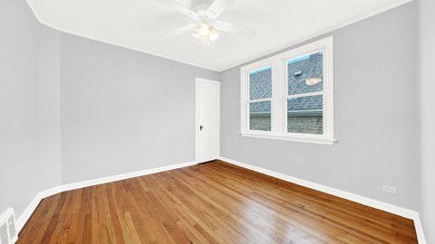 Tiny photo for 1247 Wisconsin Avenue #2, Berwyn, IL 60402 (MLS # 12617257)