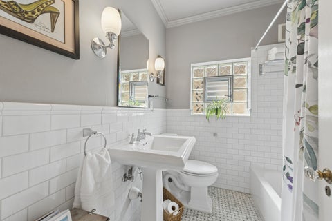 Tiny photo for 4053 N Lowell Avenue, Chicago, IL 60641 (MLS # 12736188)