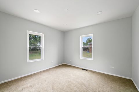 Tiny photo for 2408 Elm Street, Rockford, IL 61102 (MLS # 12475826)