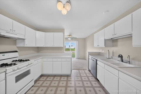 Tiny photo for 1320 Jenna Drive #A, South Elgin, IL 60177 (MLS # 12688437)