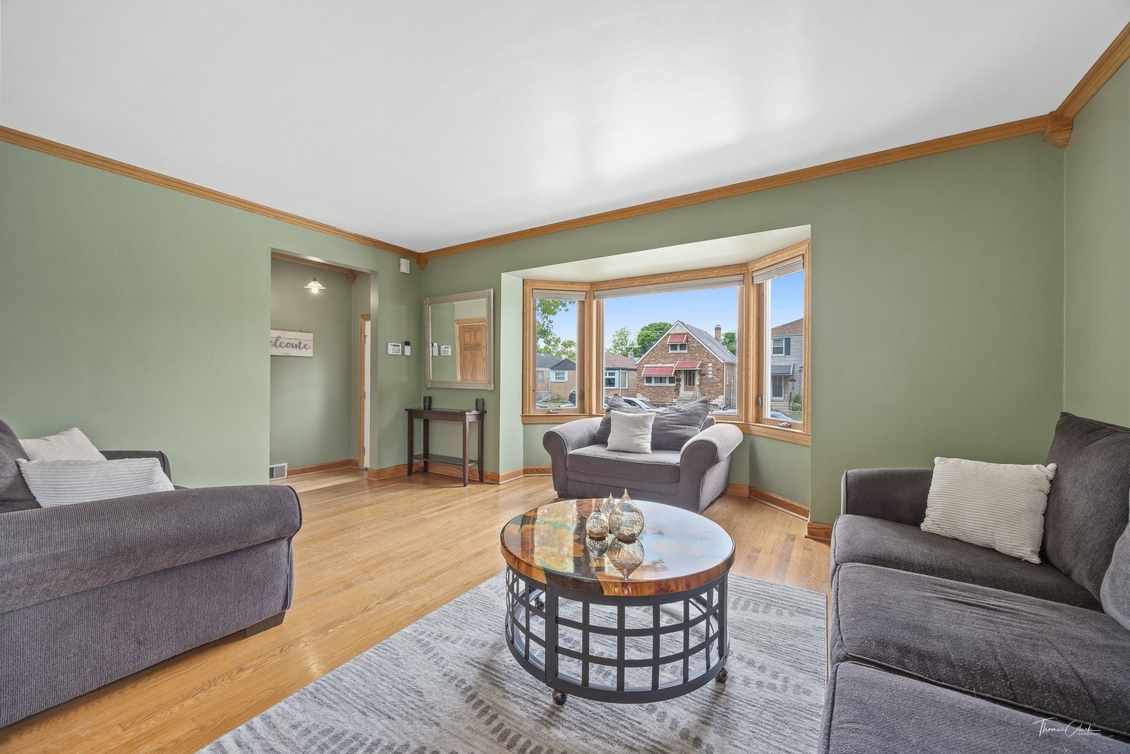3323 N Pioneer Avenue