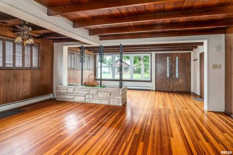 Tiny photo for 2120 LOGAN Street, Murphysboro, IL 62966 (MLS # EB459852)