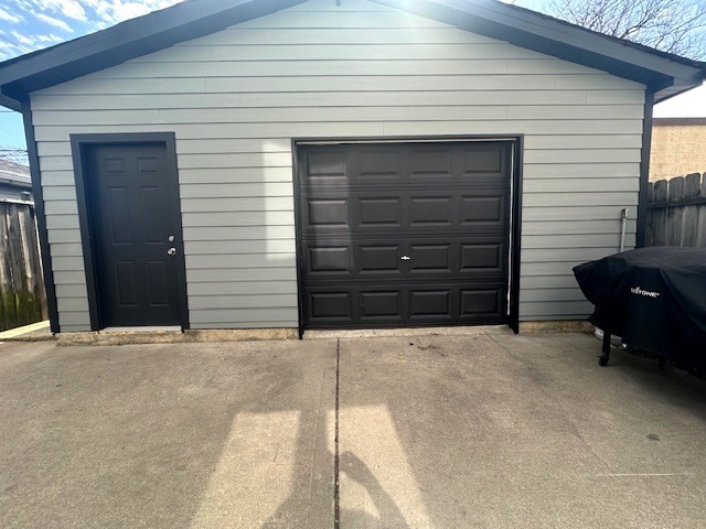 3023 W Wellington Avenue