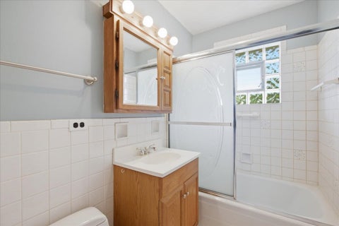 Tiny photo for 954 Shermer Road #15, Glenview, IL 60025 (MLS # 12760568)
