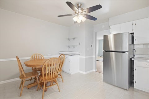 Tiny photo for 954 Shermer Road #15, Glenview, IL 60025 (MLS # 12760568)