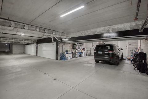 Tiny photo for 505 W Menomonee Street, Chicago, IL 60614 (MLS # 12467854)