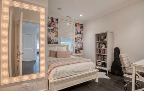 Tiny photo for 505 W Menomonee Street, Chicago, IL 60614 (MLS # 12467854)