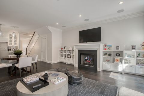 Tiny photo for 505 W Menomonee Street, Chicago, IL 60614 (MLS # 12467854)