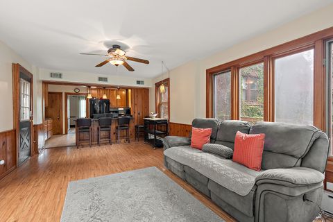 Tiny photo for 9617 Brandt Avenue, Oak Lawn, IL 60453 (MLS # 12545706)