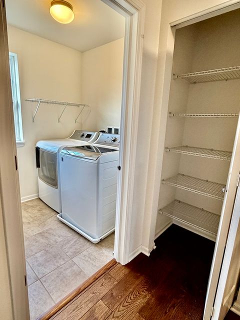 Tiny photo for 38 Neri Drive, Schaumburg, IL 60194 (MLS # 12658328)