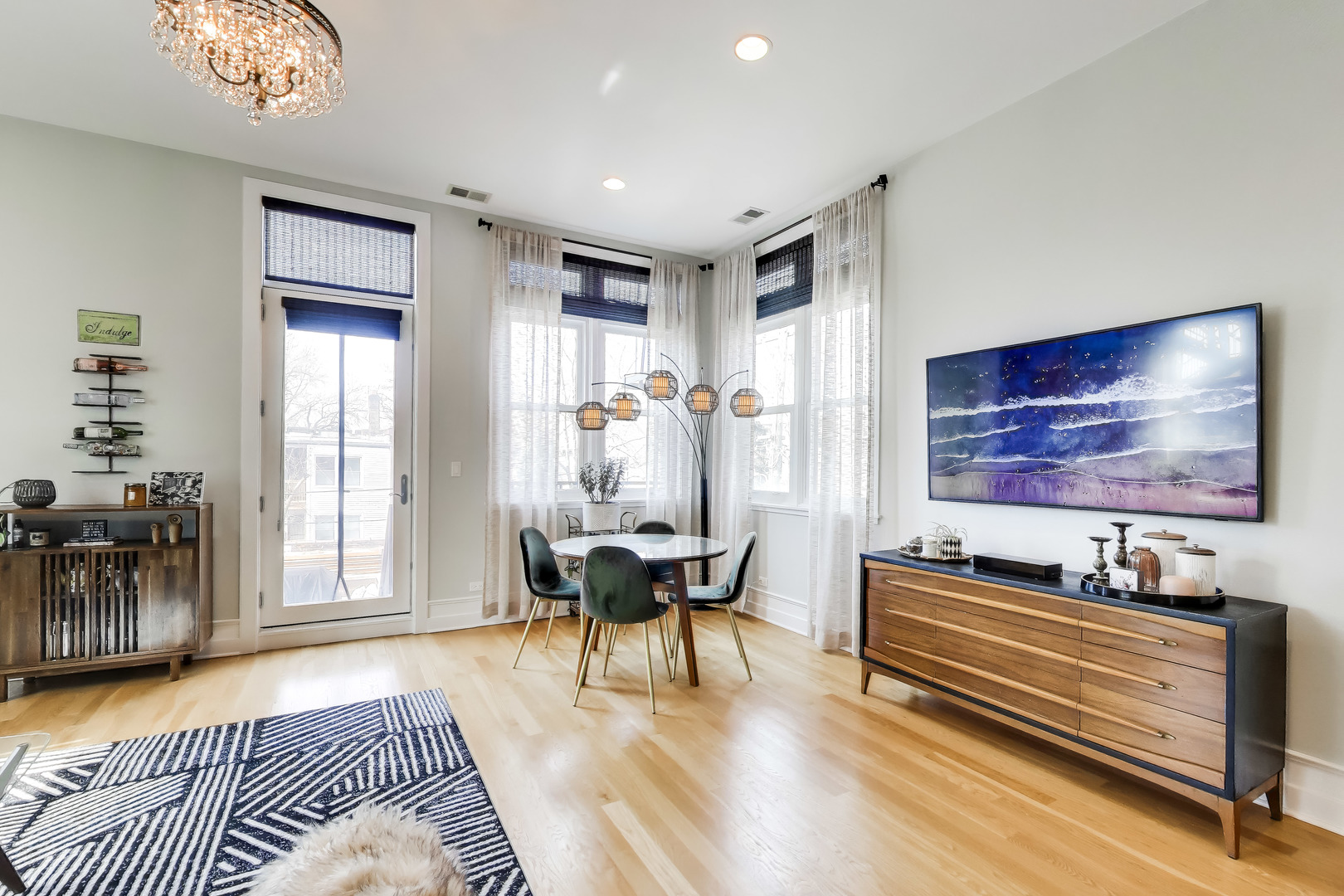 4842 N Damen Avenue 3