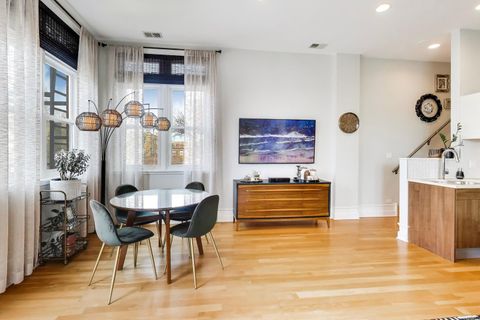 Tiny photo for 4842 N Damen Avenue #3, Chicago, IL 60625 (MLS # 12600832)