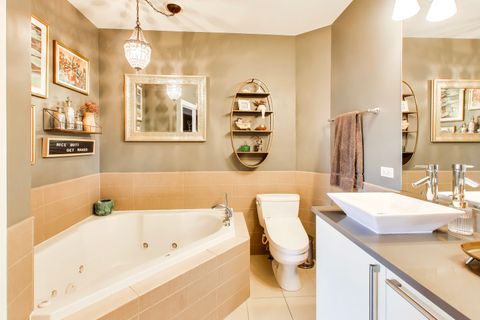 Tiny photo for 4842 N Damen Avenue #3, Chicago, IL 60625 (MLS # 12600832)