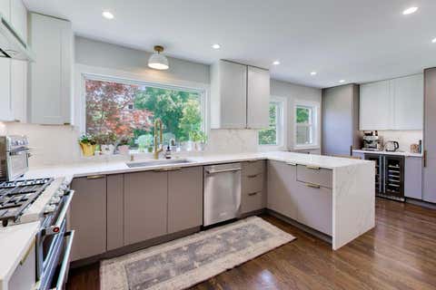 Tiny photo for 427 Green Bay Road, Highland Park, IL 60035 (MLS # 12658483)