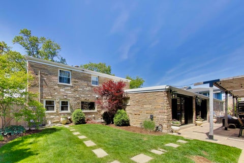 Tiny photo for 427 Green Bay Road, Highland Park, IL 60035 (MLS # 12658483)