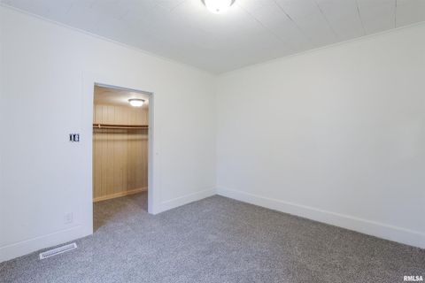 Tiny photo for 506 W POPLAR Street, West Frankfort, IL 62896 (MLS # QC4269621)