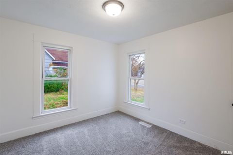 Tiny photo for 506 W POPLAR Street, West Frankfort, IL 62896 (MLS # QC4269621)