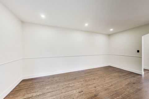 Tiny photo for 4947 N WOLCOTT Avenue #1B, Chicago, IL 60640 (MLS # 12520358)