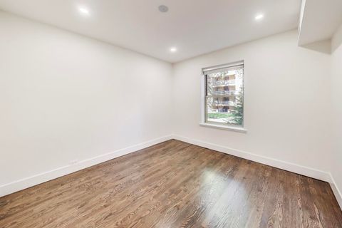 Tiny photo for 4947 N WOLCOTT Avenue #1B, Chicago, IL 60640 (MLS # 12520358)