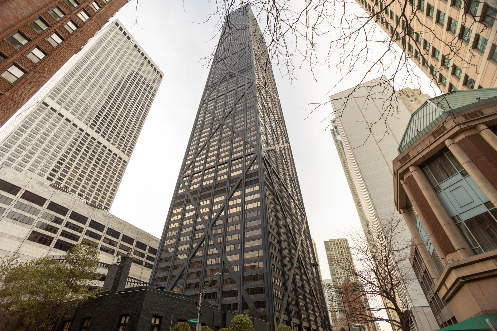 175 E DELAWARE Place 5618