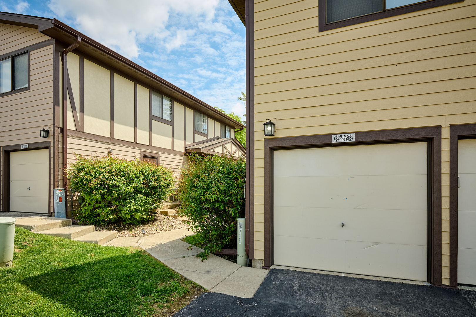 6256 Kit Carson Drive 6256