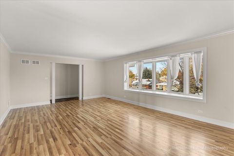 Tiny photo for 10323 Canterbury Street #2, Westchester, IL 60154 (MLS # 12514374)