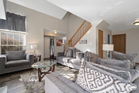 Tiny photo for 13910 Cambridge Circle, Plainfield, IL 60544 (MLS # 12501121)