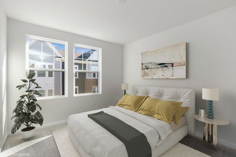 Tiny photo for 137 Yorktown Court, Libertyville, IL 60048 (MLS # 12623993)