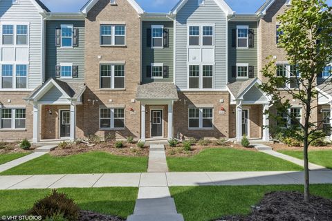 Photo of 137 Yorktown Court, Libertyville, IL 60048 (MLS # 12623993)