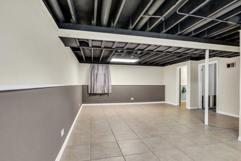 Tiny photo for 2625 Shirley Drive, Gurnee, IL 60031 (MLS # 12406640)