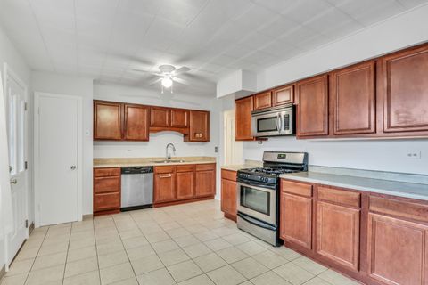 Tiny photo for 2625 Shirley Drive, Gurnee, IL 60031 (MLS # 12406640)