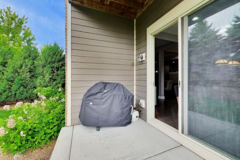 Tiny photo for Lincolnshire, IL 60069 (MLS # 12664673)