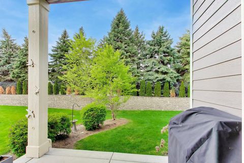 Tiny photo for Lincolnshire, IL 60069 (MLS # 12664673)