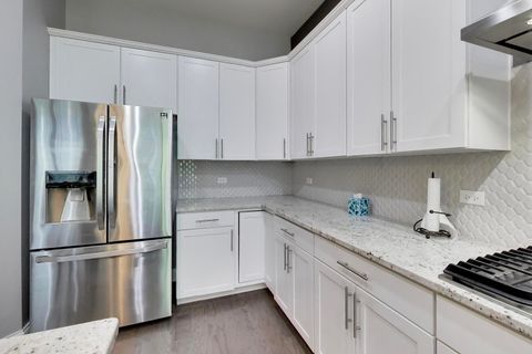 Tiny photo for Lincolnshire, IL 60069 (MLS # 12664673)