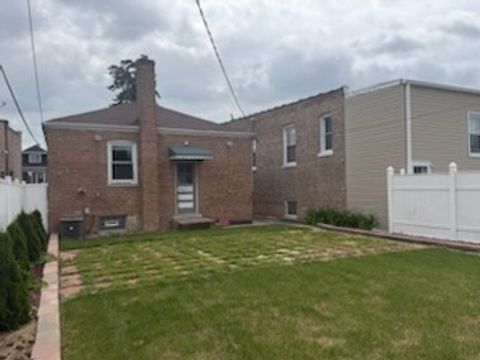 Tiny photo for 2504 S 57th Court, Cicero, IL 60804 (MLS # 12674501)