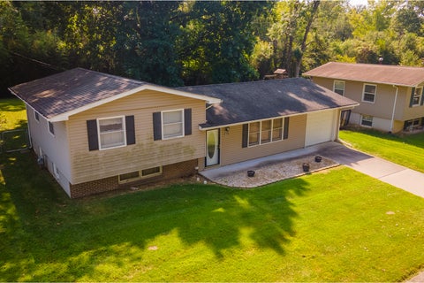 Tiny photo for 1815 W Freeman Street, Carbondale, IL 62901 (MLS # 12771881)