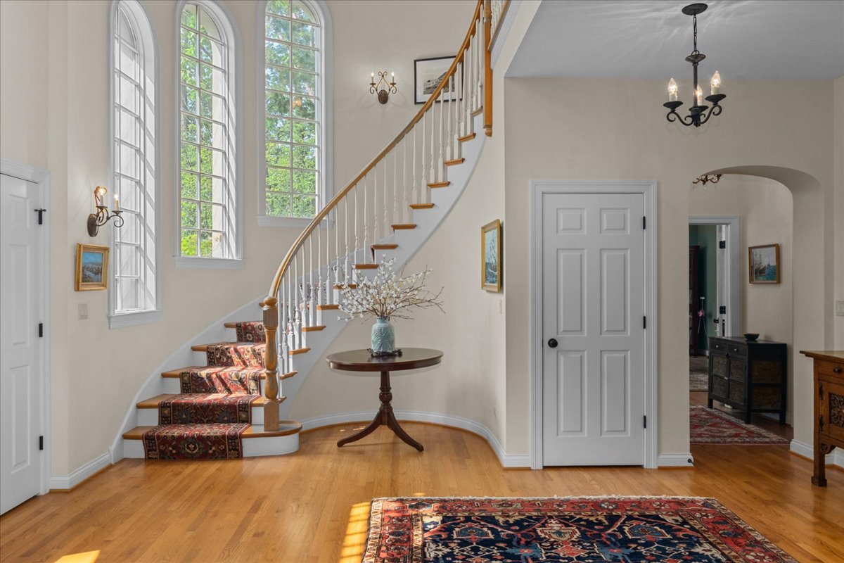 1005 Hiawatha Lane
