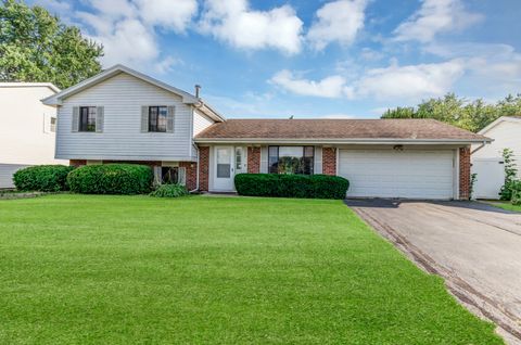 Tiny photo for 2315 Stepstone Lane, Hanover Park, IL 60133 (MLS # 12500670)