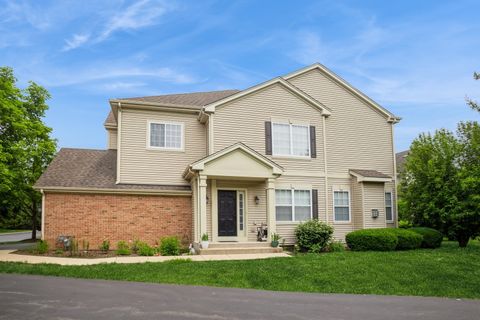 Tiny photo for 6073 Canterbury Lane #33-5, Hoffman Estates, IL 60192 (MLS # 12531817)