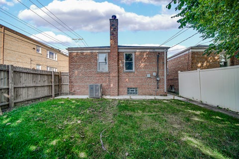 Tiny photo for 7914 S Richmond Street, Chicago, IL 60652 (MLS # 12751625)