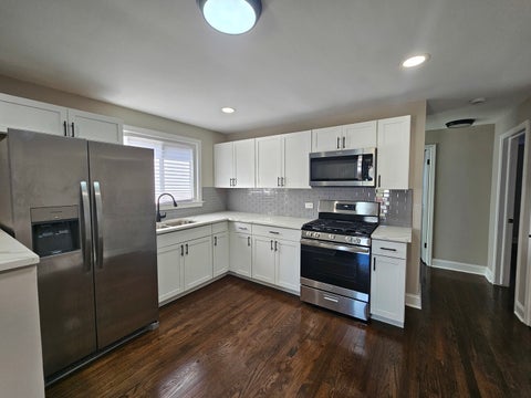 Tiny photo for 7914 S Richmond Street, Chicago, IL 60652 (MLS # 12751625)