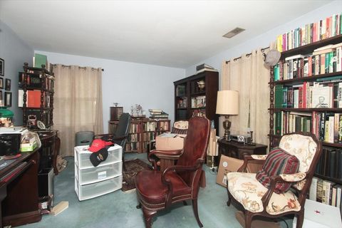 Tiny photo for 87 Lincolnshire Drive, Lincolnshire, IL 60069 (MLS # 12489207)